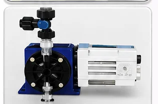 Pulsafeeder chemical dosing pump